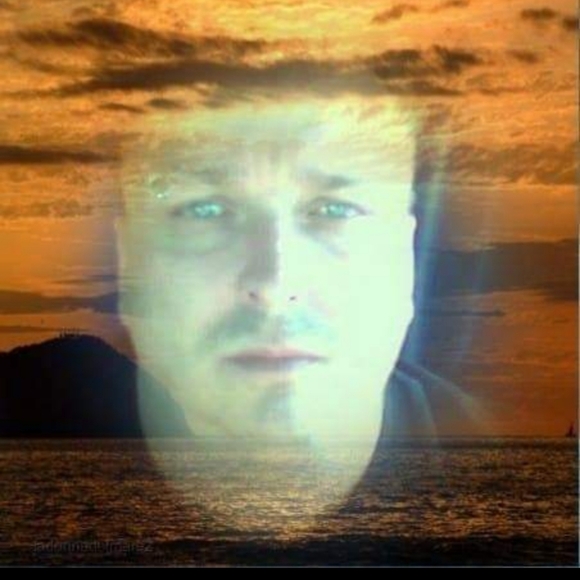 Meet your Posher, Bryan - Picture 1 of 3